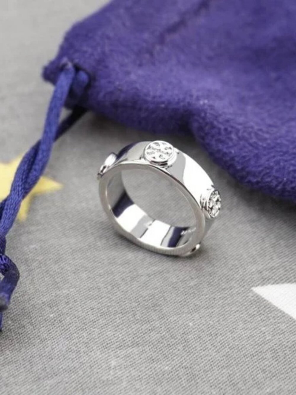 Tory Burch Miller Studded Logo Ring in Silver Size #6 (Brand New with Dust Bag)